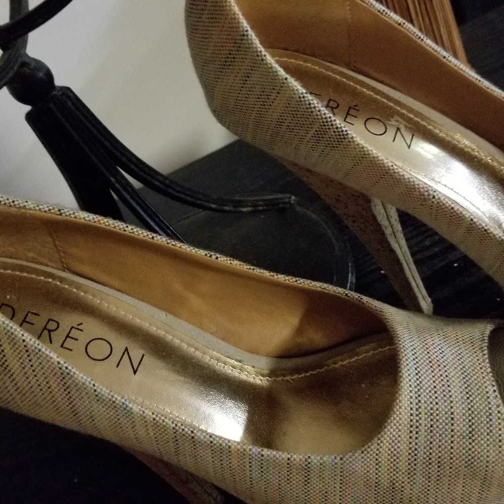 Dereon heels muti colored
